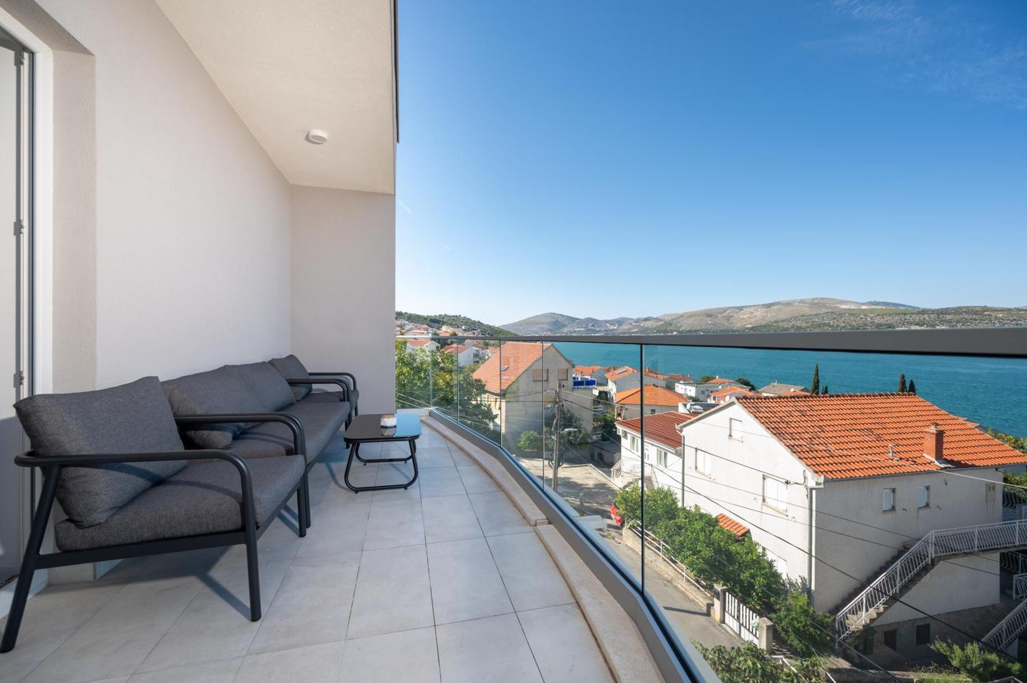 Apartments Filipo Трогир Экстерьер фото