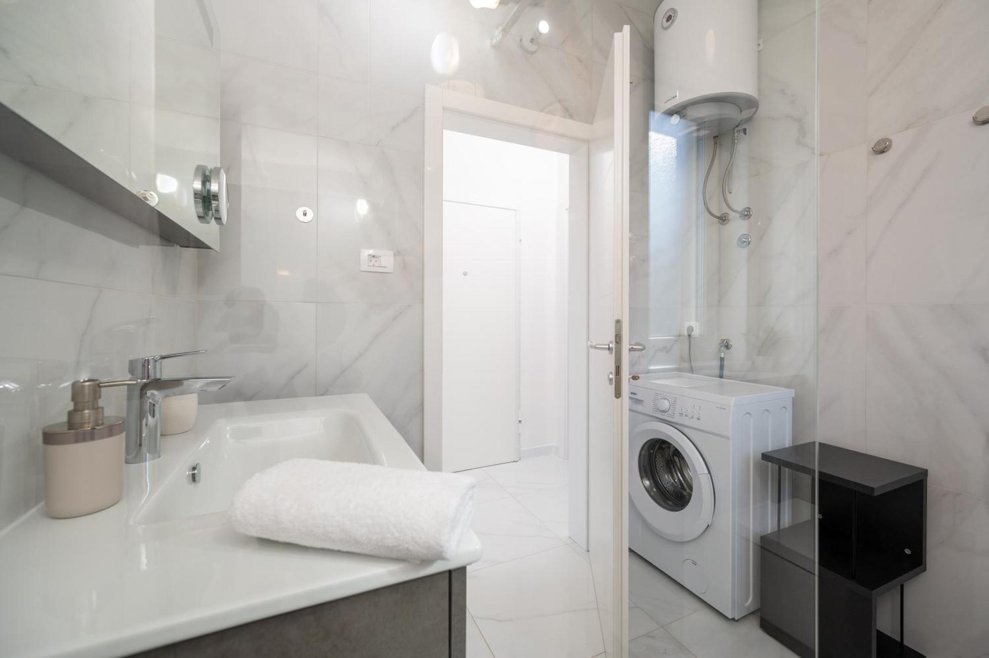 Apartments Filipo Трогир Экстерьер фото